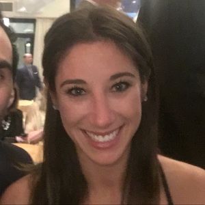 Meet your Posher, Elissa